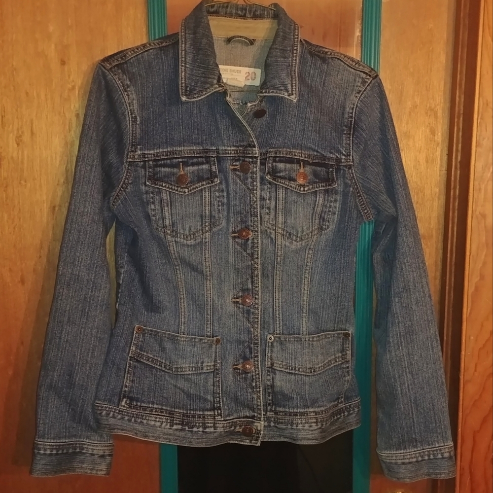 Eddie Bauer Denim Jean Jacket Small